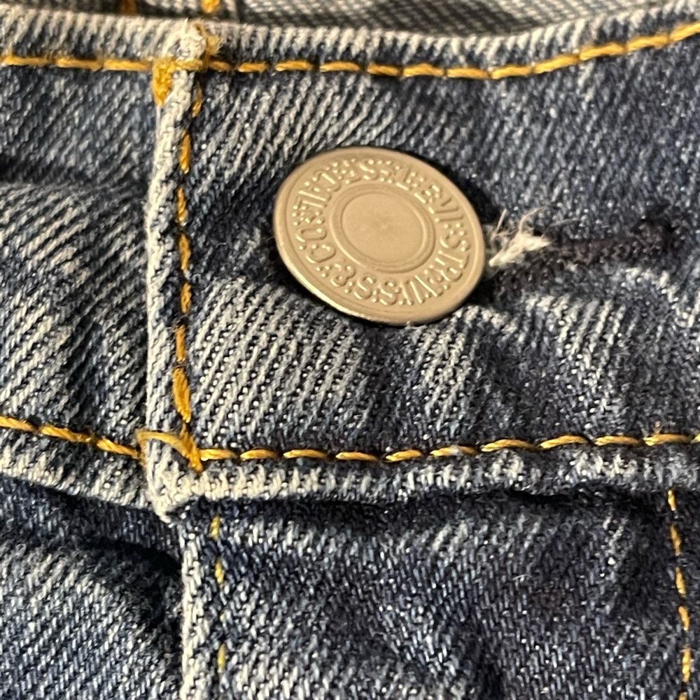 EUC Men’s Levi’s 505 Jeans 34x32 - Picture 4 of 5